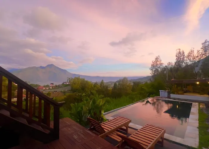 Batur Cliff Panorama *